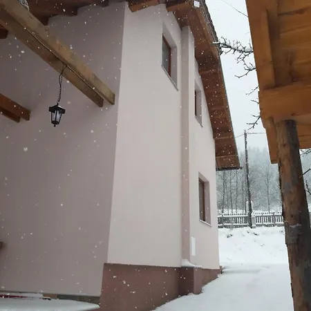 Kuca Za Odmor Ravna Planina Vikendica *